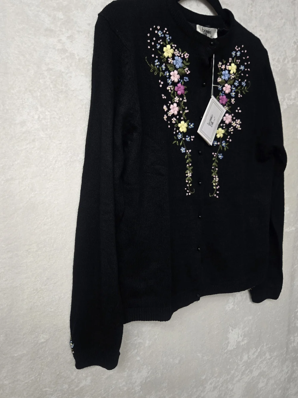 VTG Bonnie & Bill Floral Embroidery Cardigan Large Knit Black Cottagecore Boho